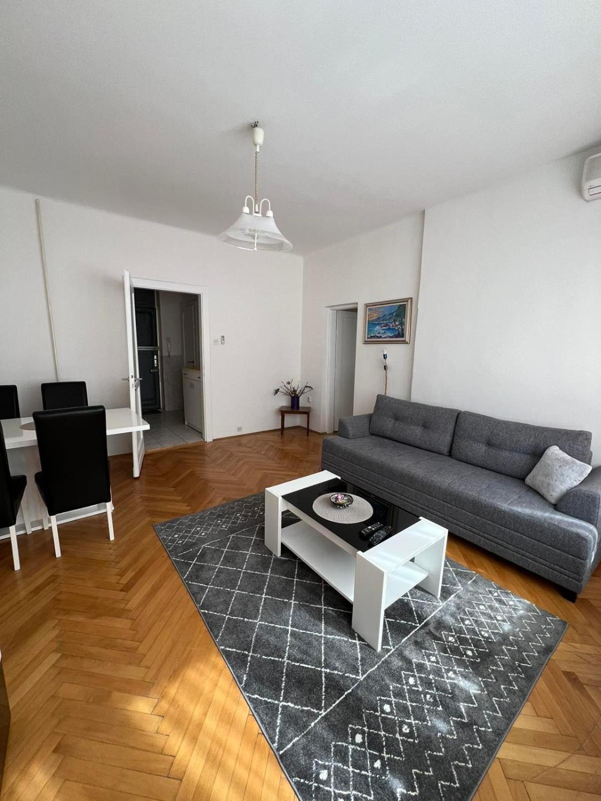 Central Bank Apartment Sarajevo Exterior photo